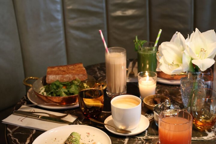 Breakfast/Coffee Service 70 of 105