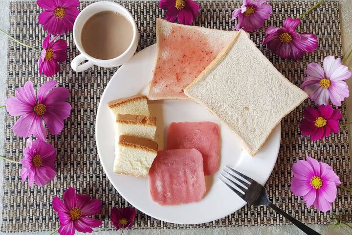 Breakfast/Coffee Service 39 of 52