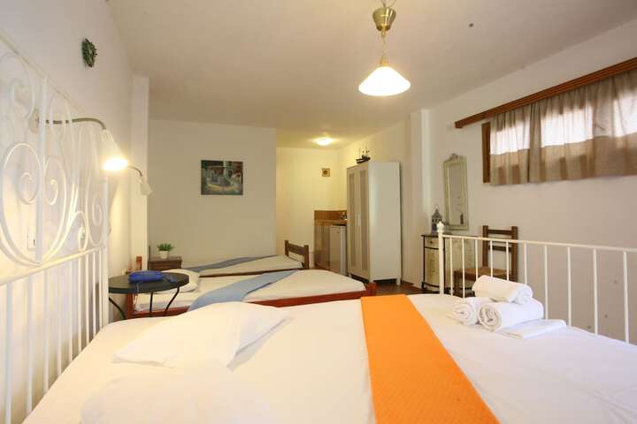 Room 10 of 58