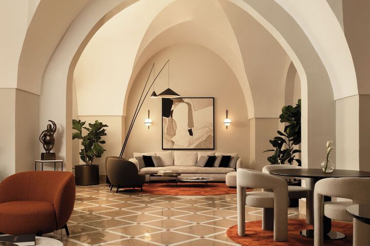 Guest Lobby