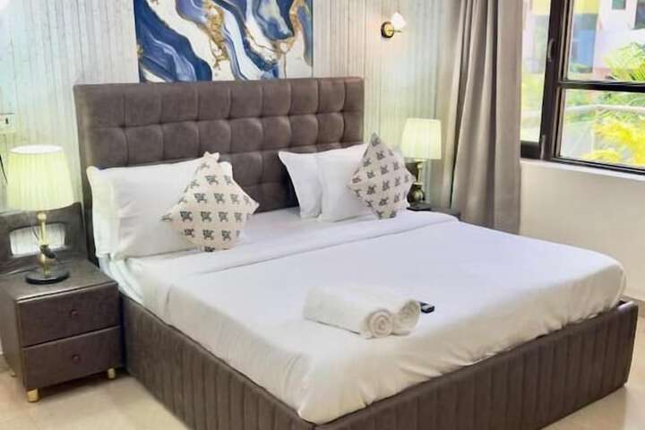 Room 4 of 34