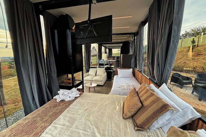 Room 61 of 356