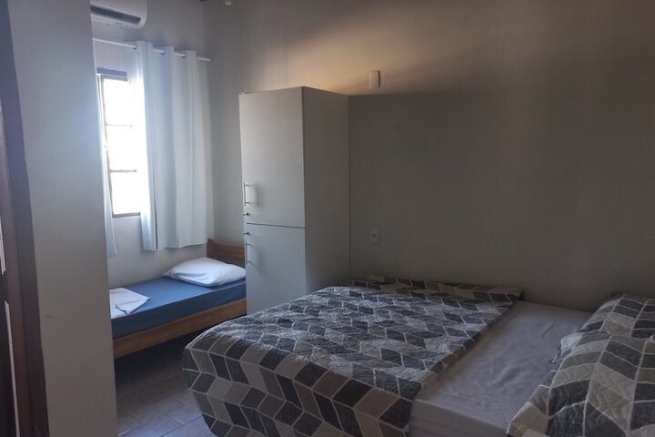 Room 4 of 6