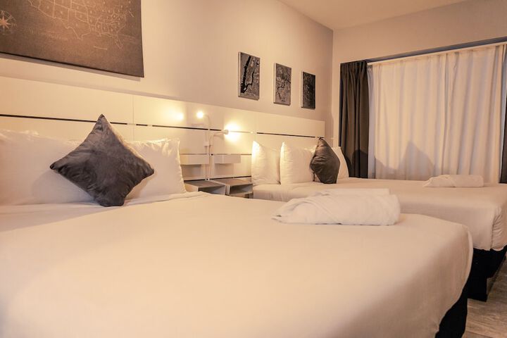 Quadruple 2 Double Beds (13 of 15)