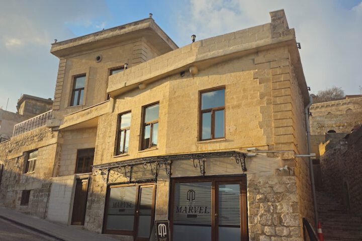 Hotel 63 of 63