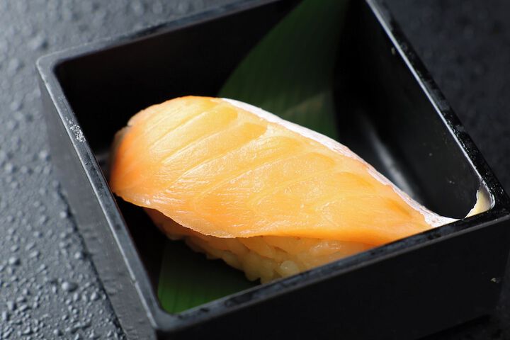 Dining 53 of 102