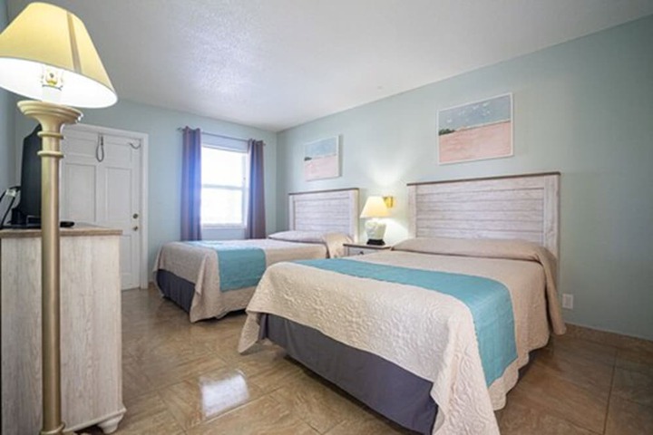 Room 4 of 22