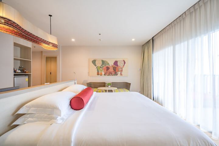 Room 54 of 220