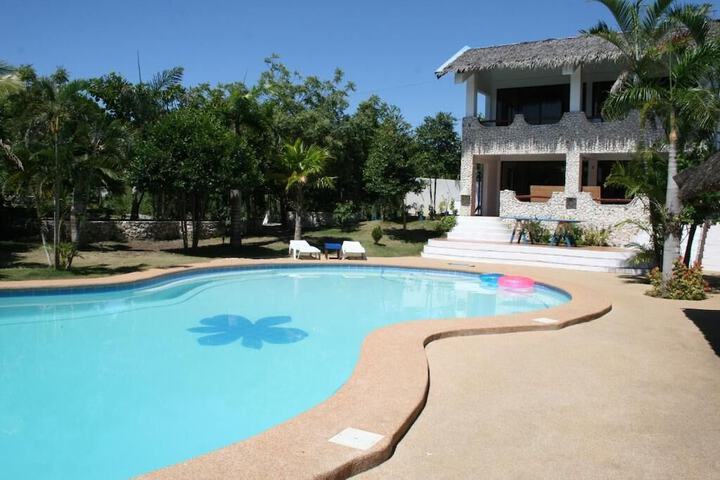 Pool 39 of 79