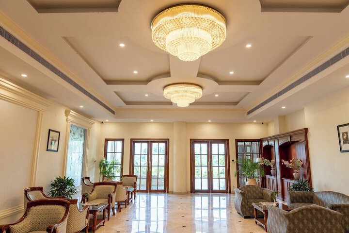 Hotel Interior 14 of 181