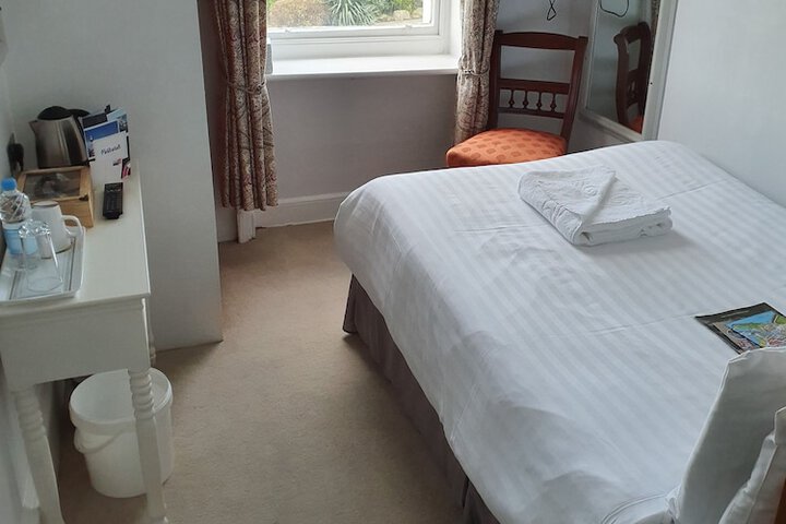 Room 53 of 93