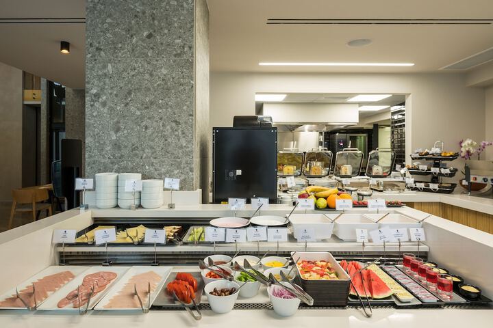 Dining 130 of 147