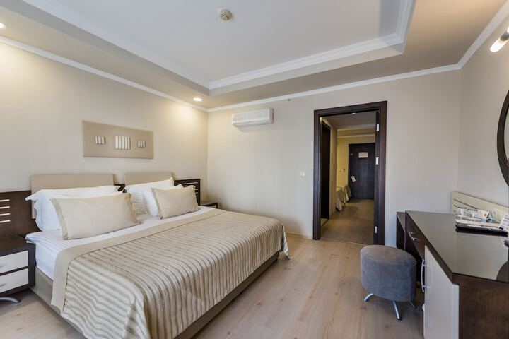 Room 17 of 113