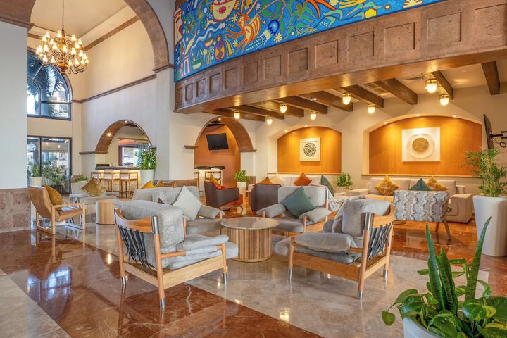 Hotel Interior 11 of 115