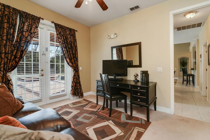 Room 3 of 20
