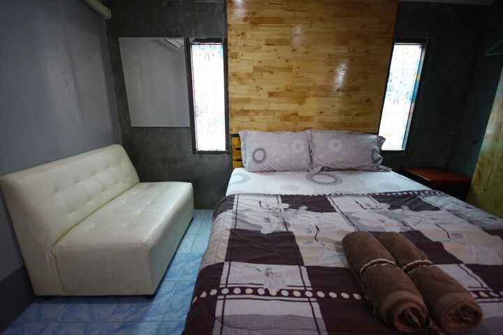 Room 8 of 56