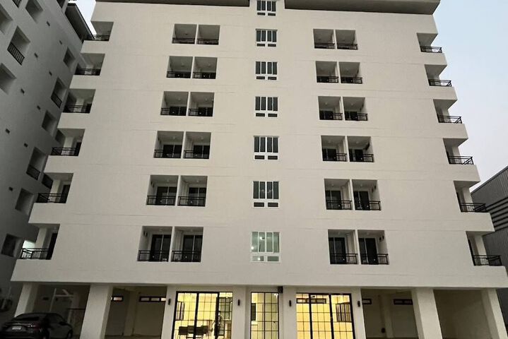 Hotel 12 of 12