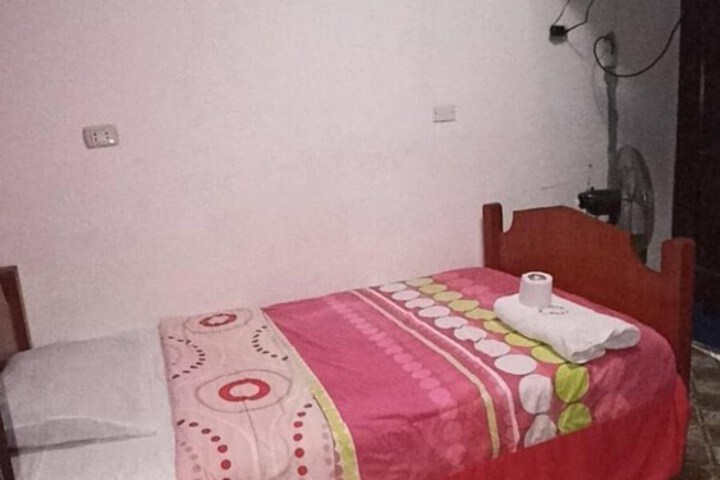 Room 21 of 36