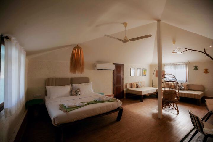 Room 10 of 61