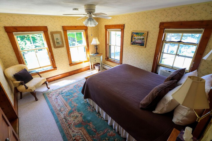 Room 15 of 89
