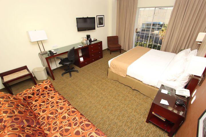 Room 20 of 150