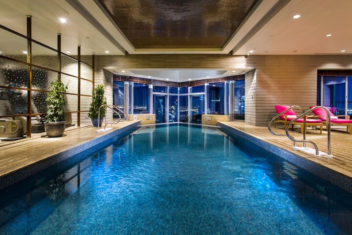 Pool 19 of 48