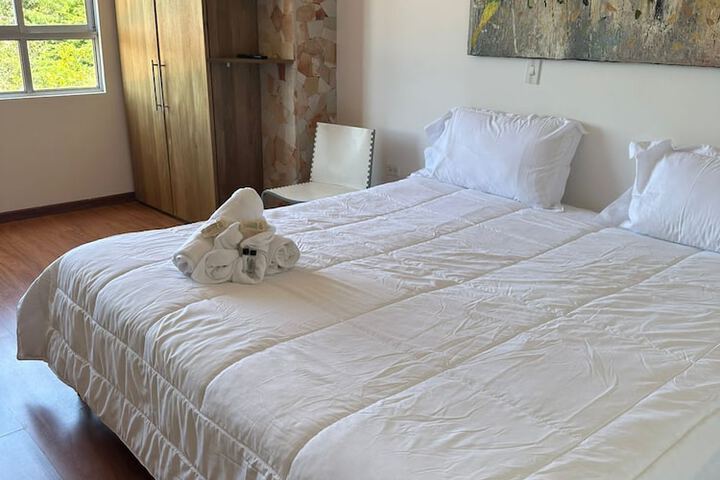 Room 5 of 19