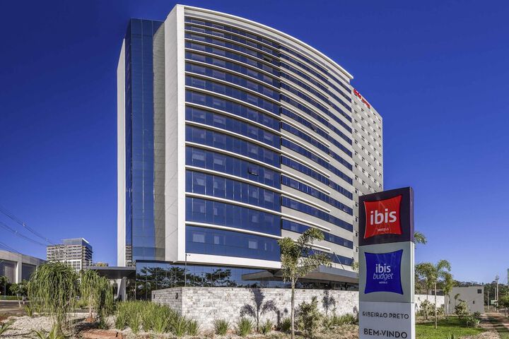 ibis Budget Ribeirão Preto Vila do Golf in Ribeirão Preto