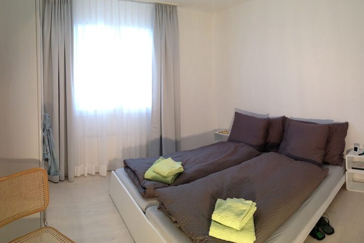 Room 3 of 17