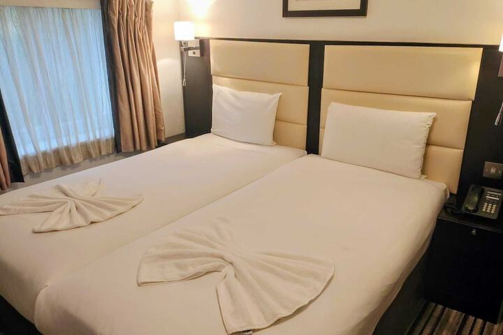 Room 49 of 79