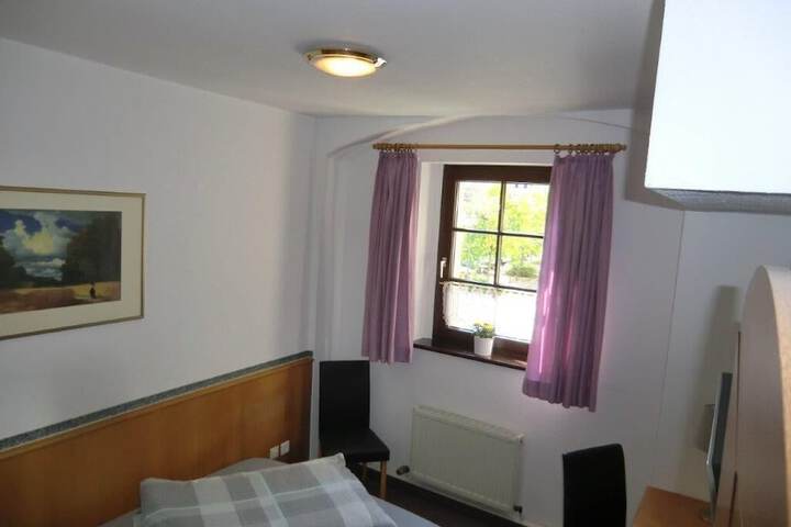 Room 19 of 50