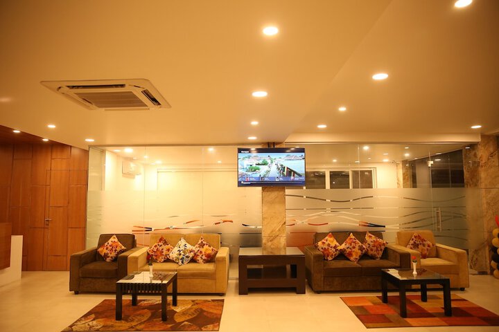 Hotel Interior 5 of 32