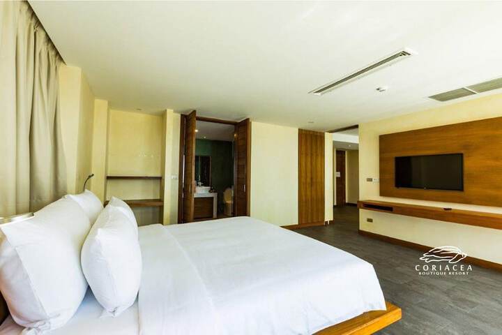 Room 11 of 51