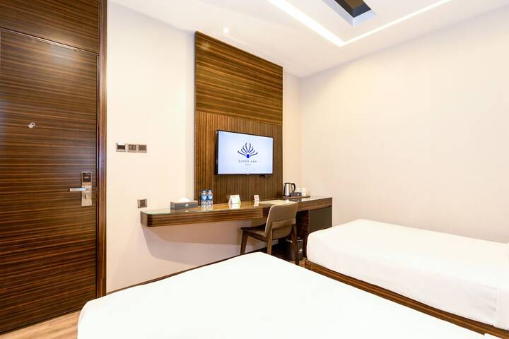Room 20 of 62