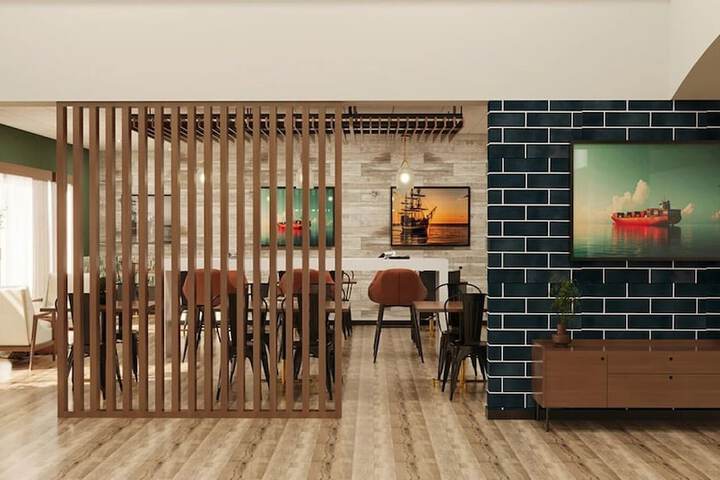 Hotel Interior 4 of 30