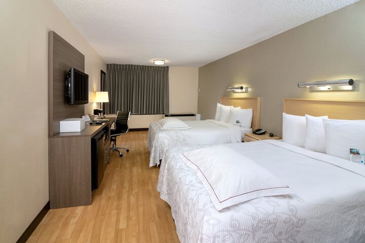 Deluxe 2 Double Beds (4 of 5)