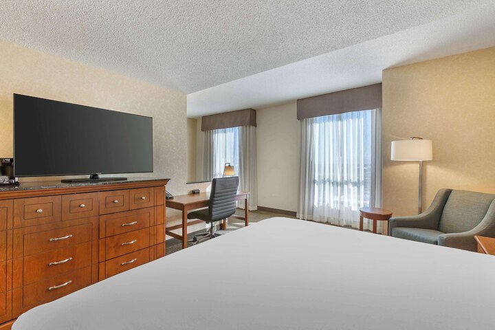 Room 16 of 72