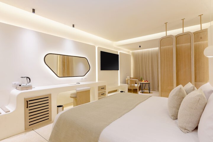 Room 19 of 42