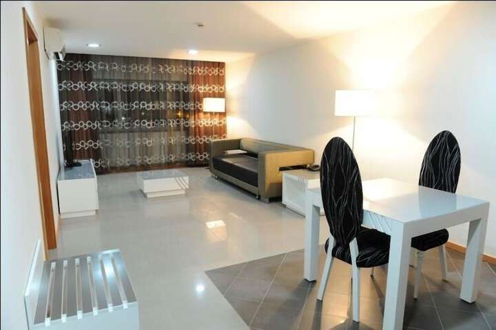 Room 6 of 20