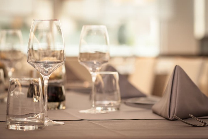 Dining 57 of 81
