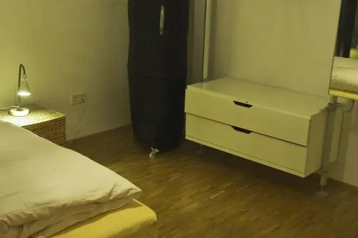 Room 3 of 13
