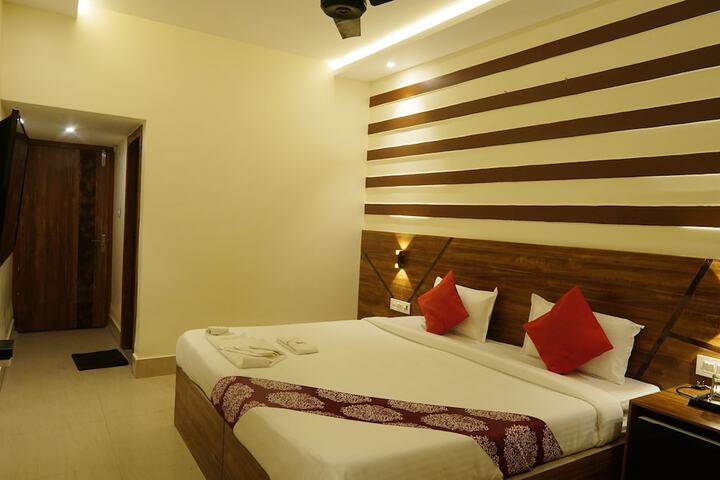 Room 14 of 32