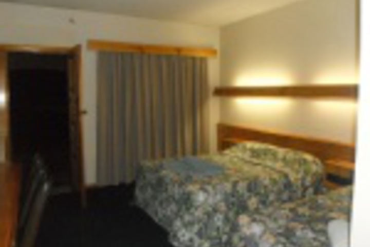 Room 41 of 144