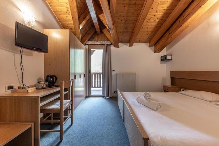 General 47 of 93