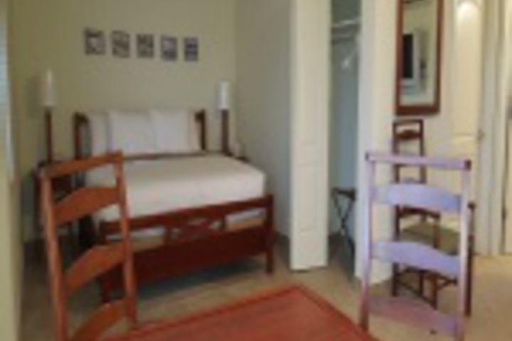 Room 383 of 695