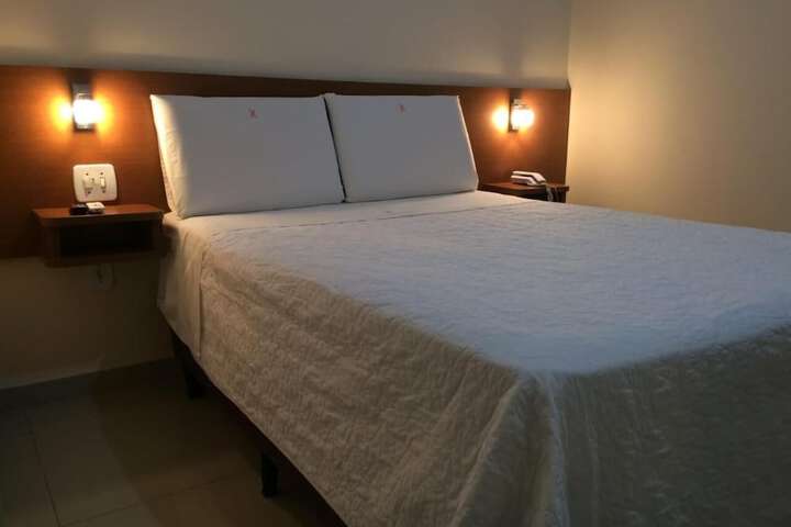 Room 12 of 44