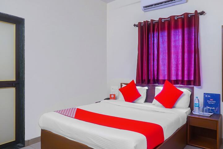 Room 12 of 20
