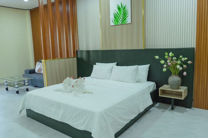 Room 3 of 18