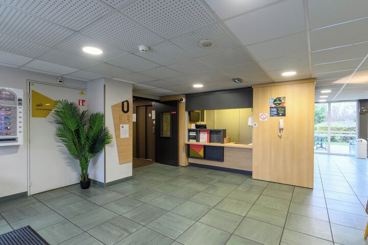 Hotel Lobby