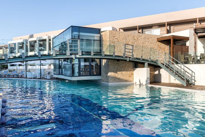 Pool 35 of 60